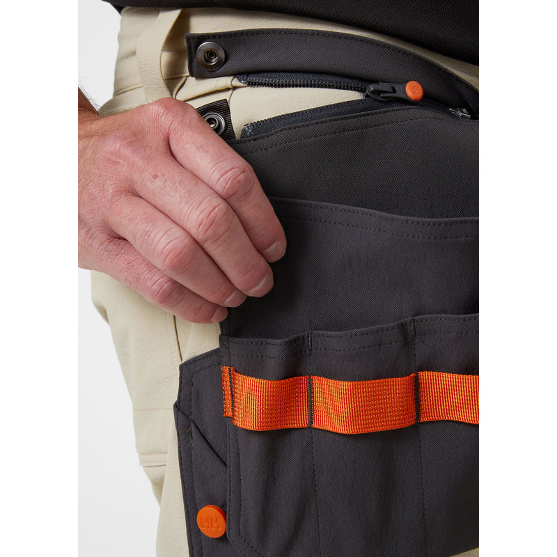 Load image into Gallery viewer, Shorts HELLY HANSEN Kensington Construction
